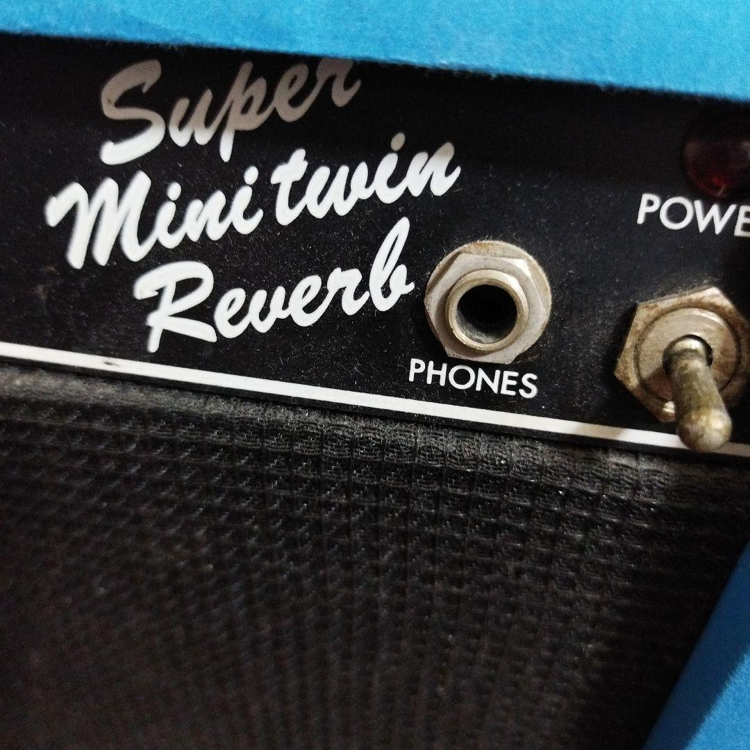 ギターアンプ　SuperMinitwinReverb　Fenderではありません