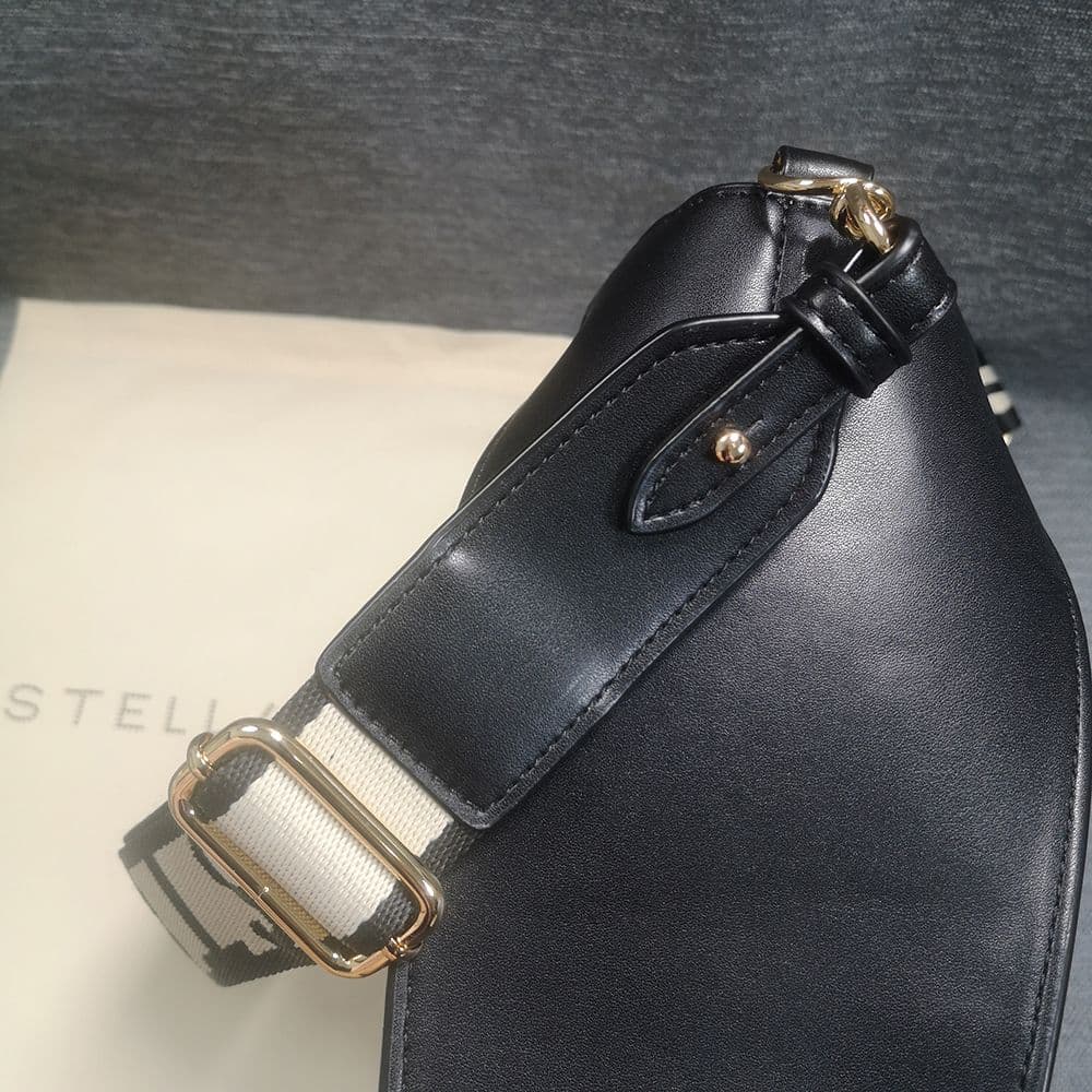 数々の賞を受賞 値下!!ステラマッカートニー ショルダーバッグ