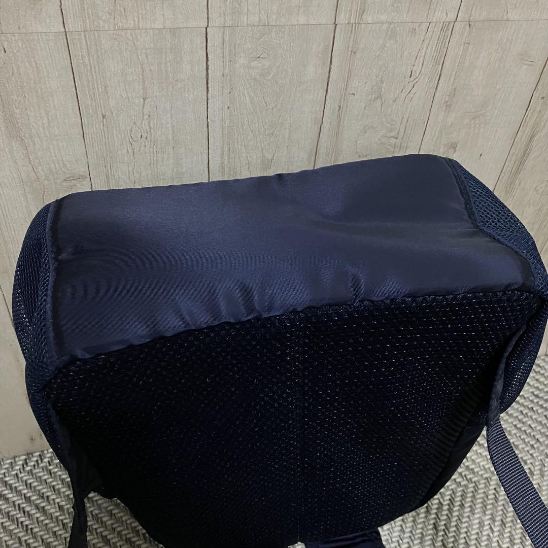 【美品】familiar リュックサック（S）ネイビー