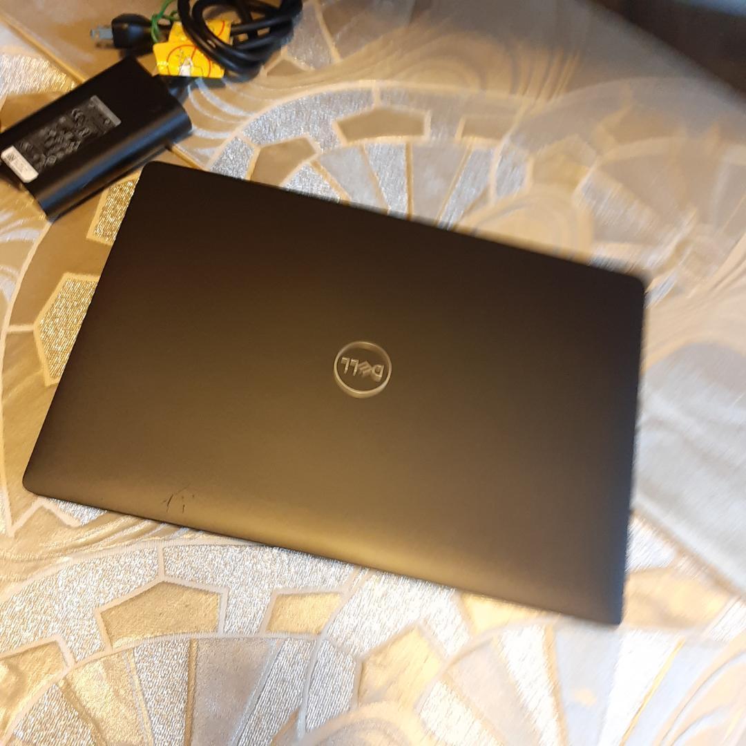 DELL 5300 8世代 Core-i7 256G SSD 16G FHD