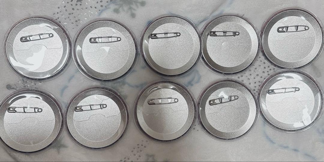 アイドルマスター SideM　バラエティ缶バッジ　ホログラム缶バッジ　舞田類