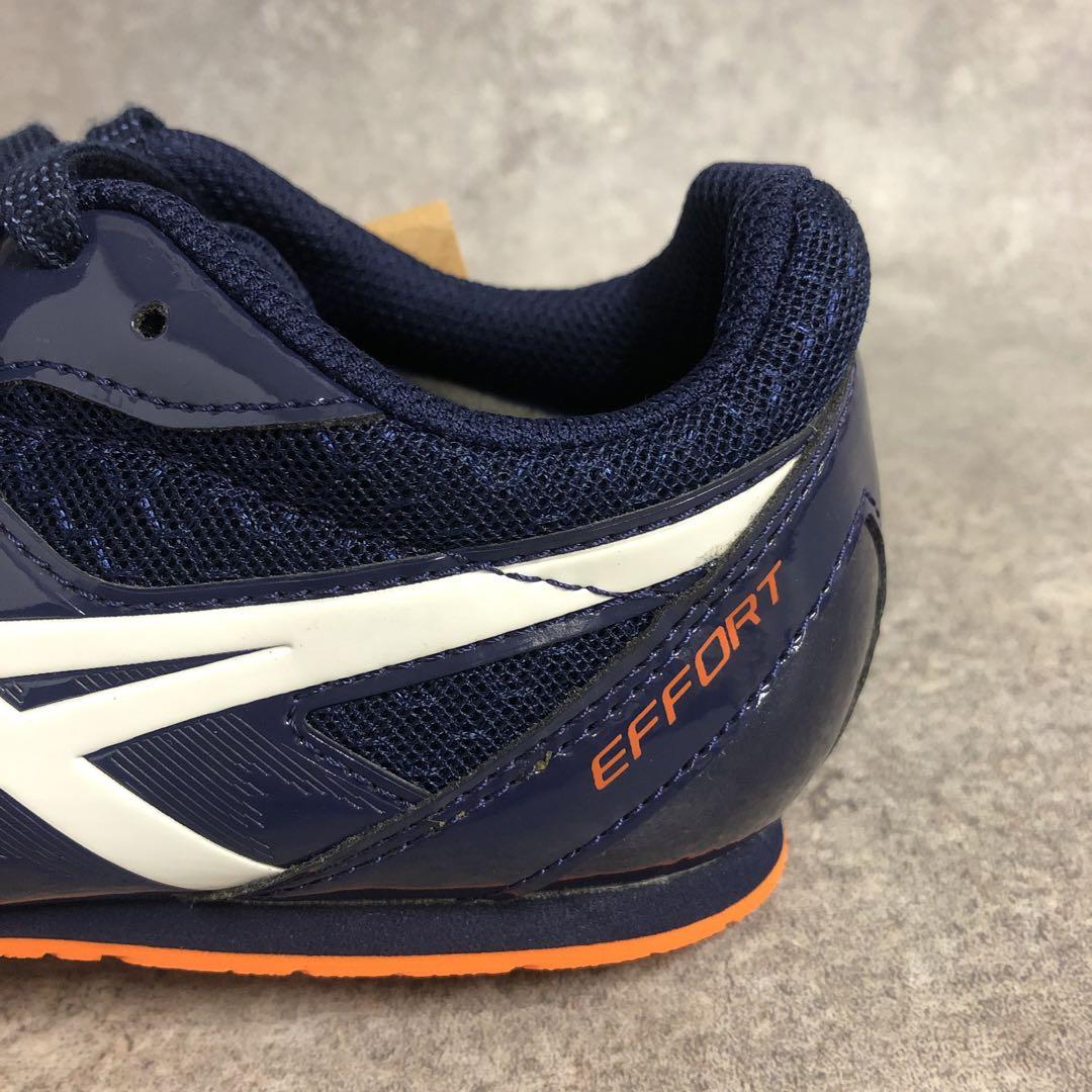新品未使用 アシックス　陸上スパイク EFFORT 24.5㌢ ASICS EFFORT 陸上競技用スパイク 黒・金 26.0㎝ - メルカリ