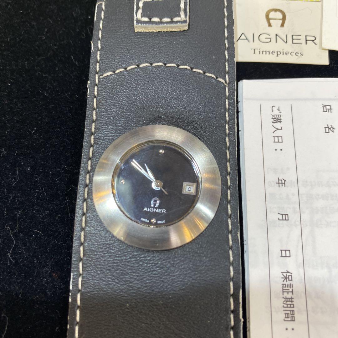 人気の新作 AIGNER ブラックレザー時計 3 ATM 別売り換えベルト付き 時計