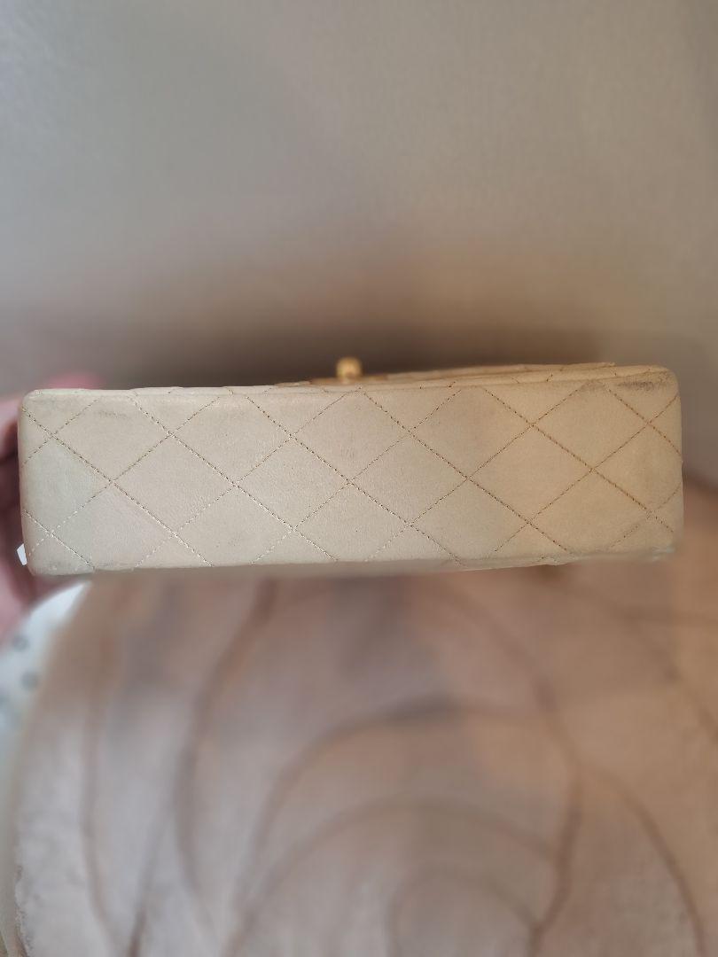 安心鑑定済みCHANEL アイボリー キルティング ショルダーバッグ