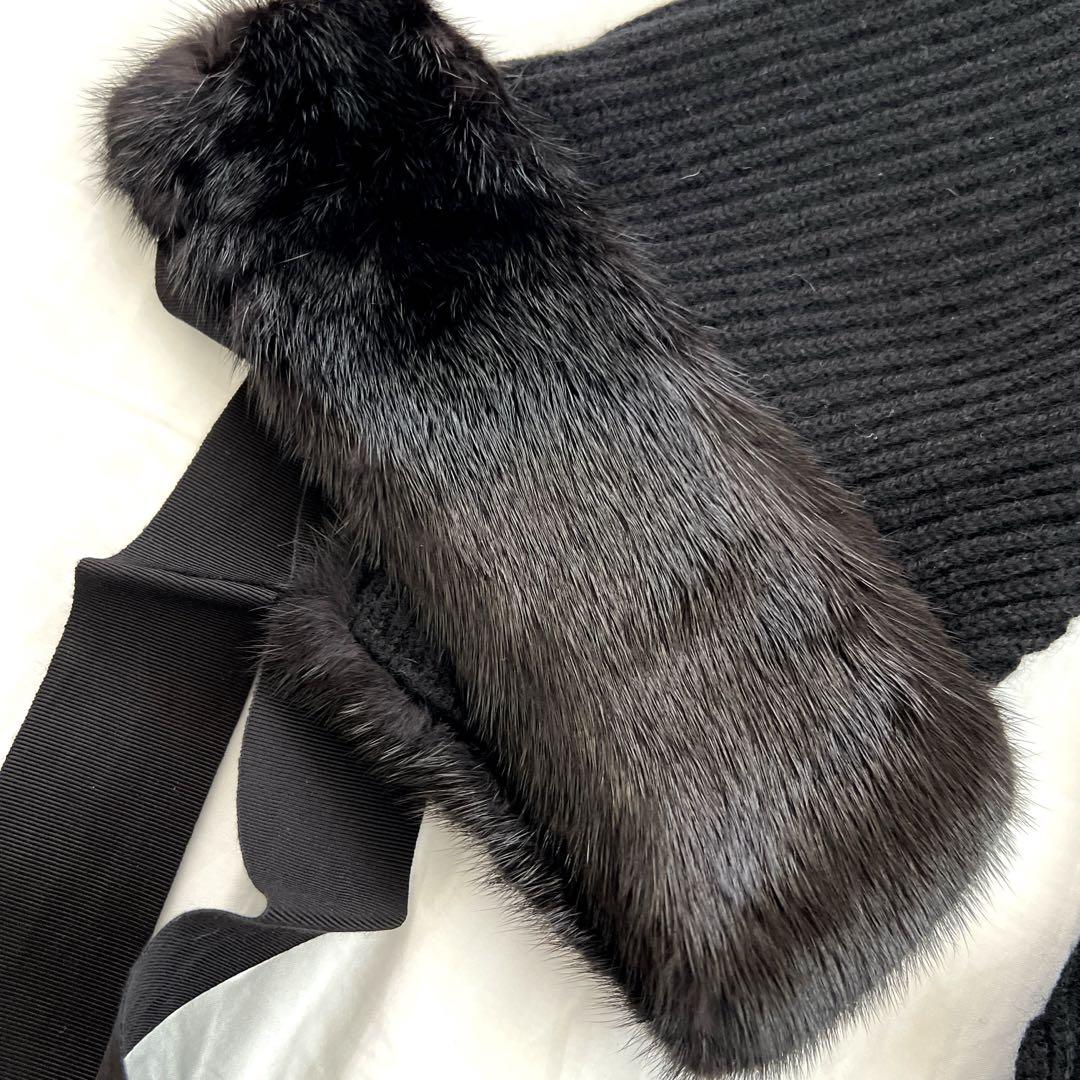美品 FENDI フェンディ カシミアニット リアルファー袖 S/Mサイズ 画像2