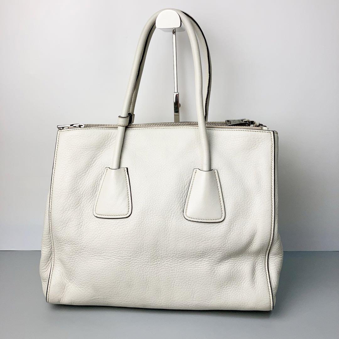 PRADA プラダ ショルダーバッグ 2way 三角ロゴ カーフレザー 大容量