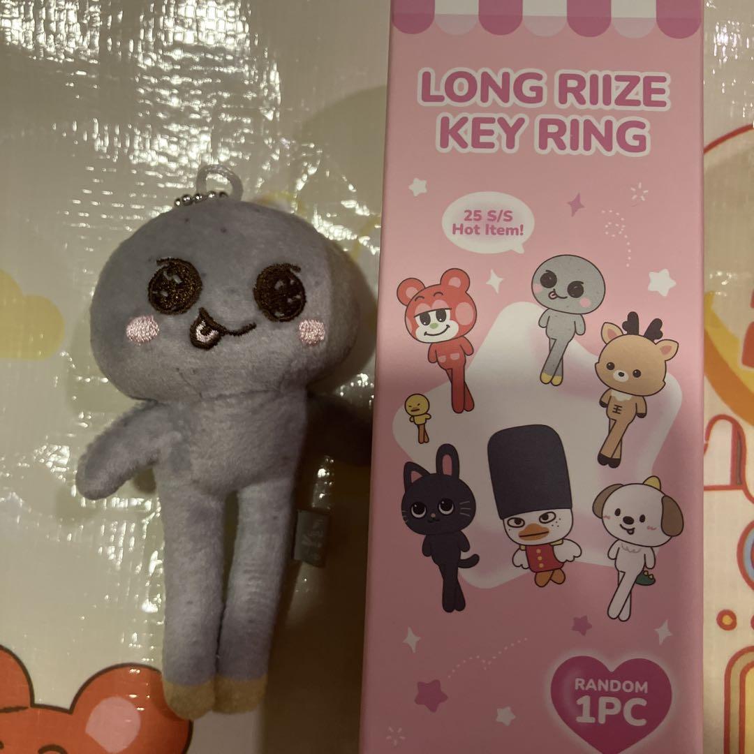 RIIZE スリッパ 足長 美脚 キーリングpopup ウンソク - メルカリ