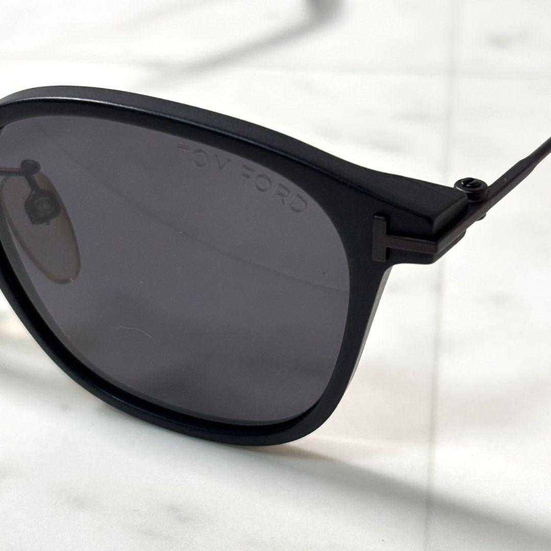 TOM FORD サングラス TF793-D 02A ウェリントン フレーム