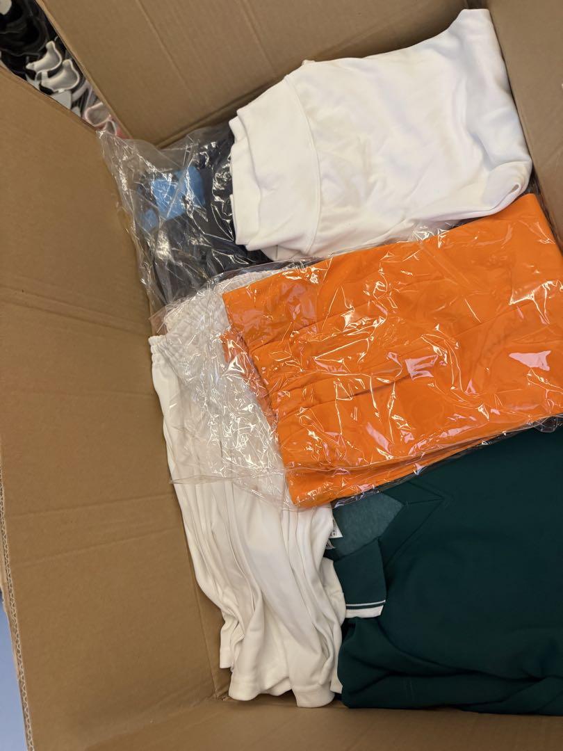 値下げ！子供服問屋緊急処分！子供服AB混み！90枚服箱キッズアパレルが気絶安！