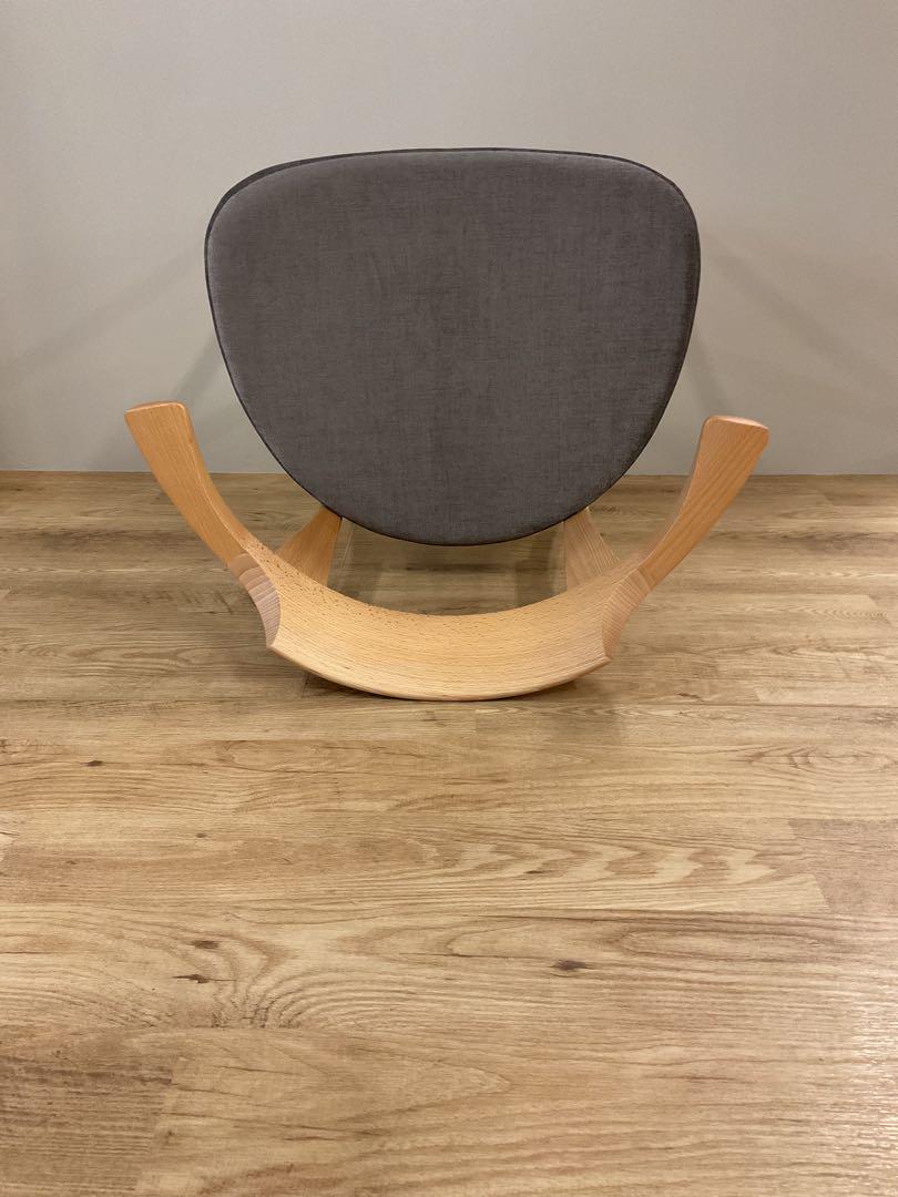 HIDA Crescent Semi-Arm Chair 展示品