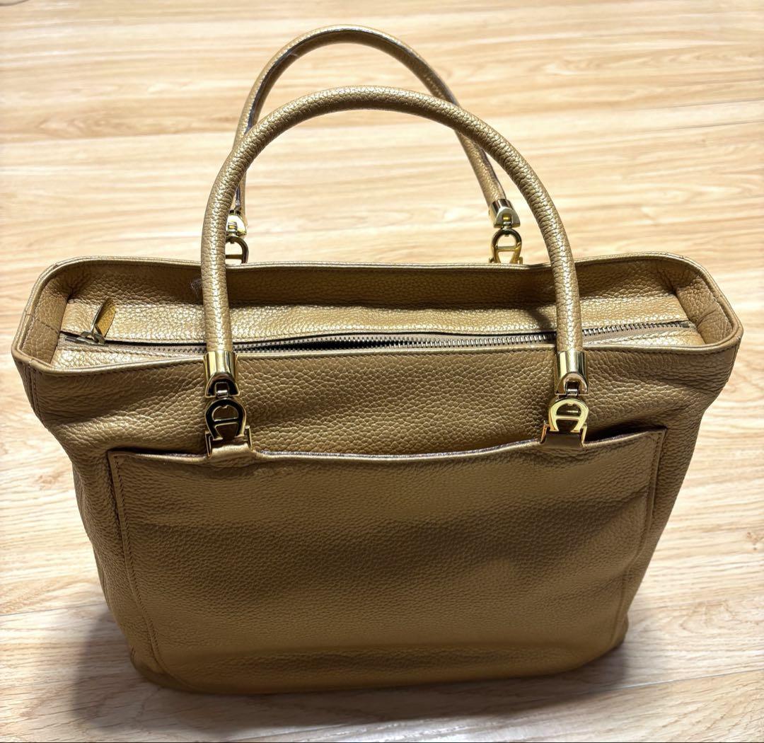 福袋 バースデイ ゴールドレザー アイグナー AIGNER トートバッグ メルカリ - バッグ