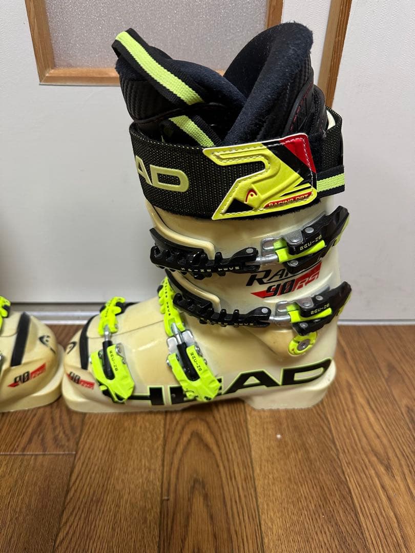 Nishizawa スキー板123cm,ブーツ22.5cm,ストック110cm Nishizawa スキー板123cm,ブーツ22.5cm,ストック110cm