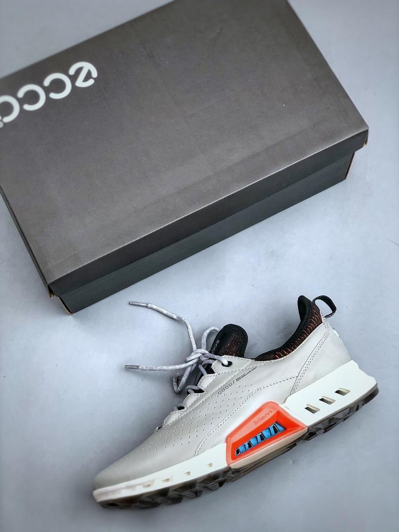 ECCO ゴルフシューズ