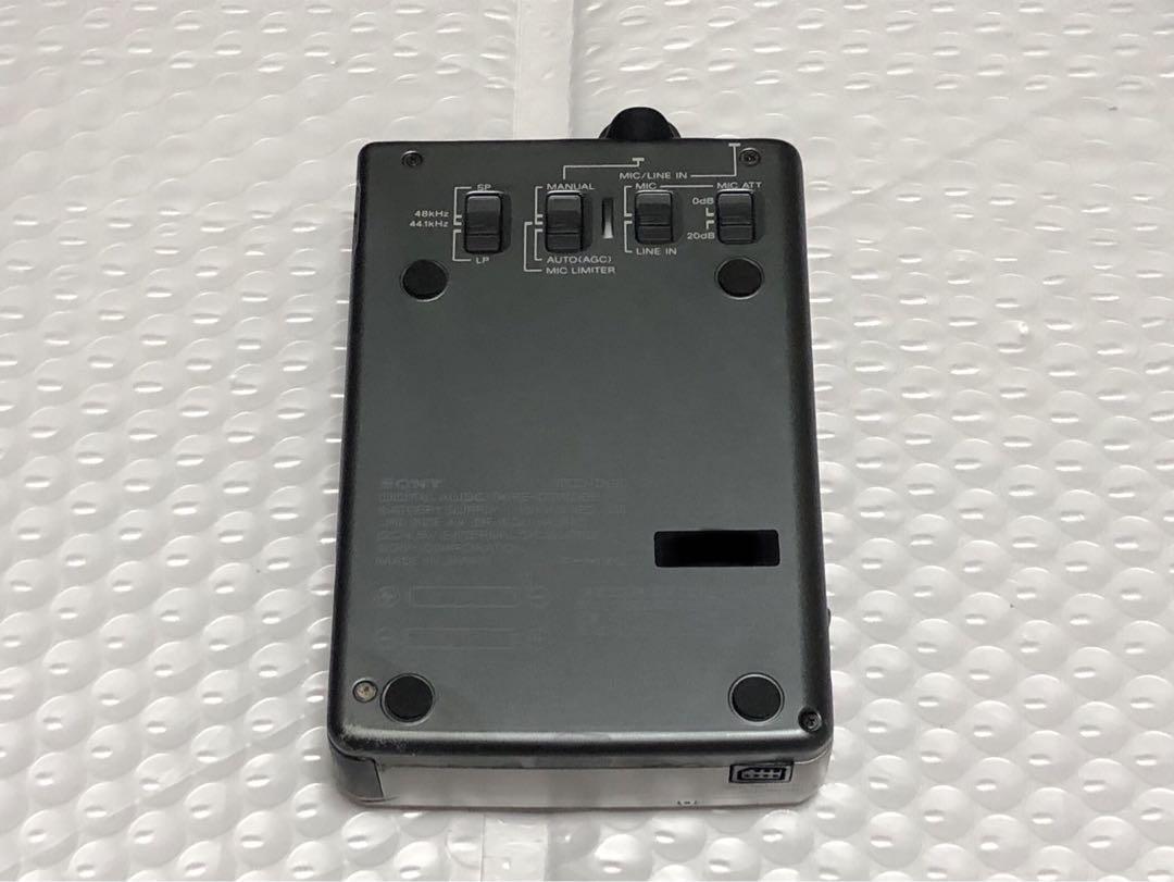 ポータブルプレーヤー SONY DAT Walkman TCD-D100