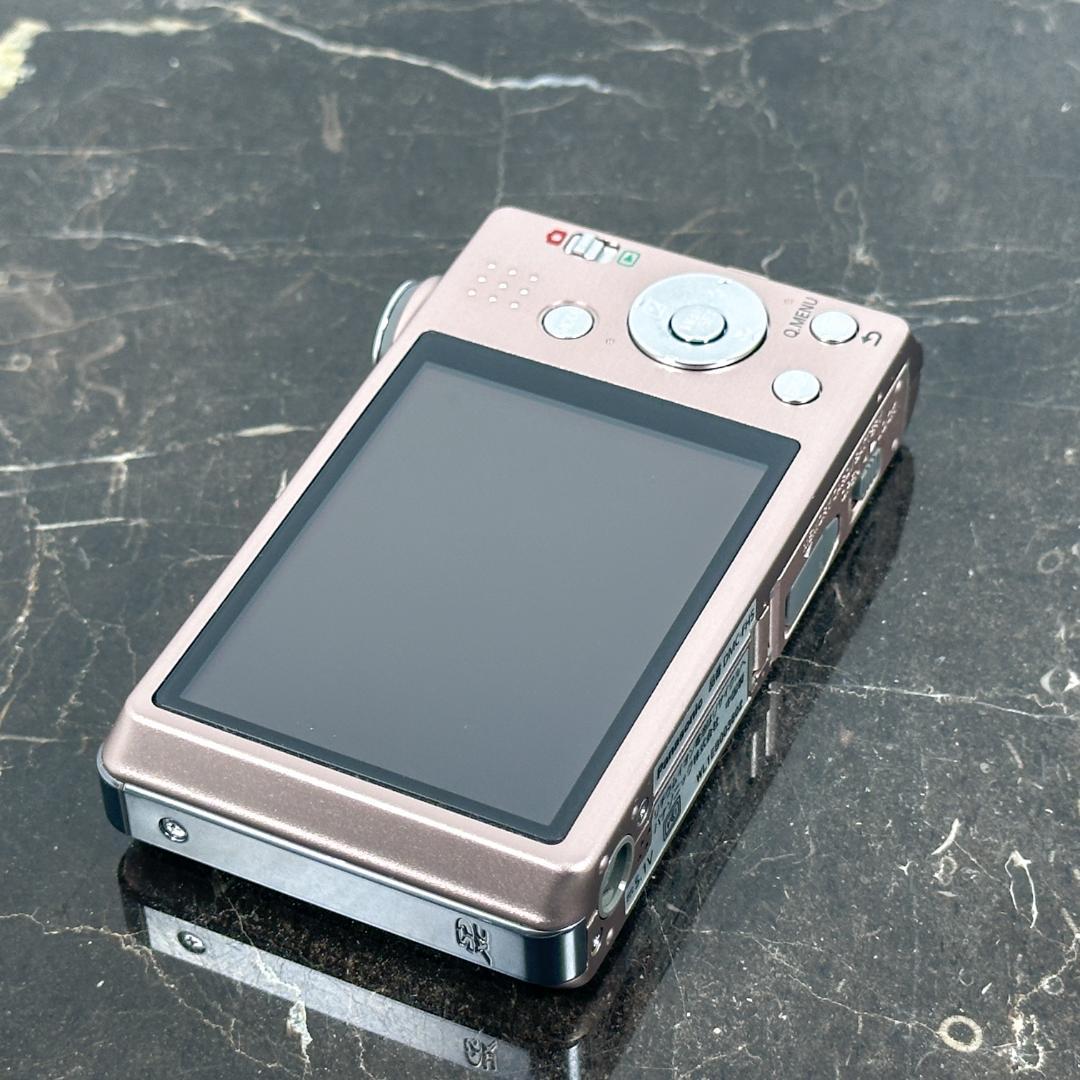 美品】Panasonic LUMIX DMC-FH5 ゴールド - メルカリ