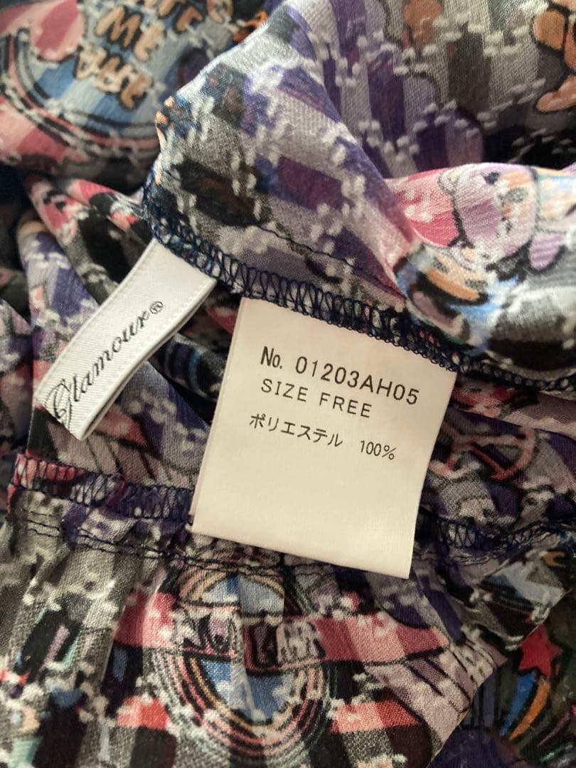 PSYCHEDELIC HYS BEAR柄 フリルブラウス PSYCHEDELIC HYS BEAR柄 フリルブラウス