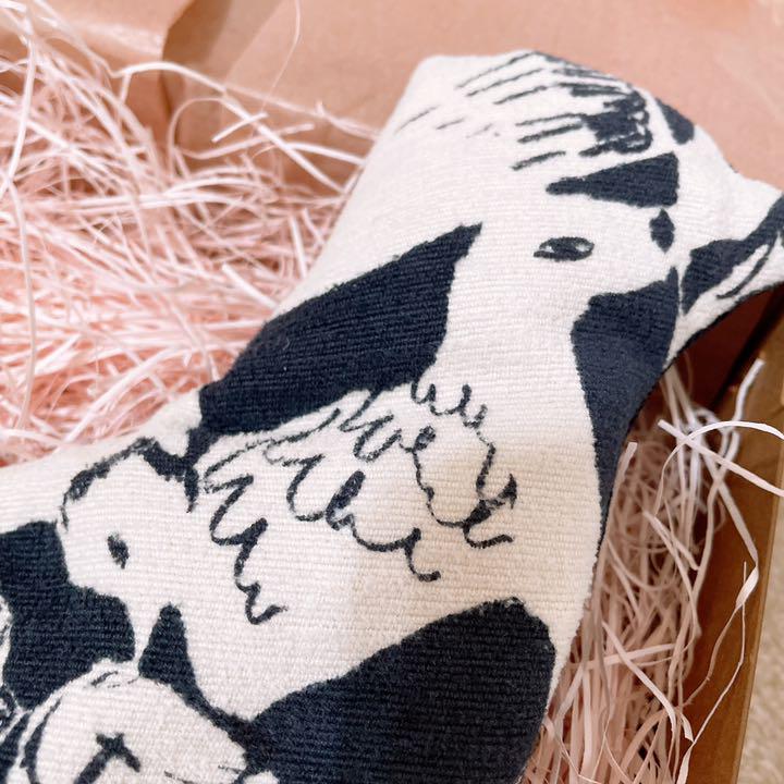 人気最新作 新品 ミナペルホネン hot pillow アイピロー 鳥 vdcGU-m21067914171 人気豊富な