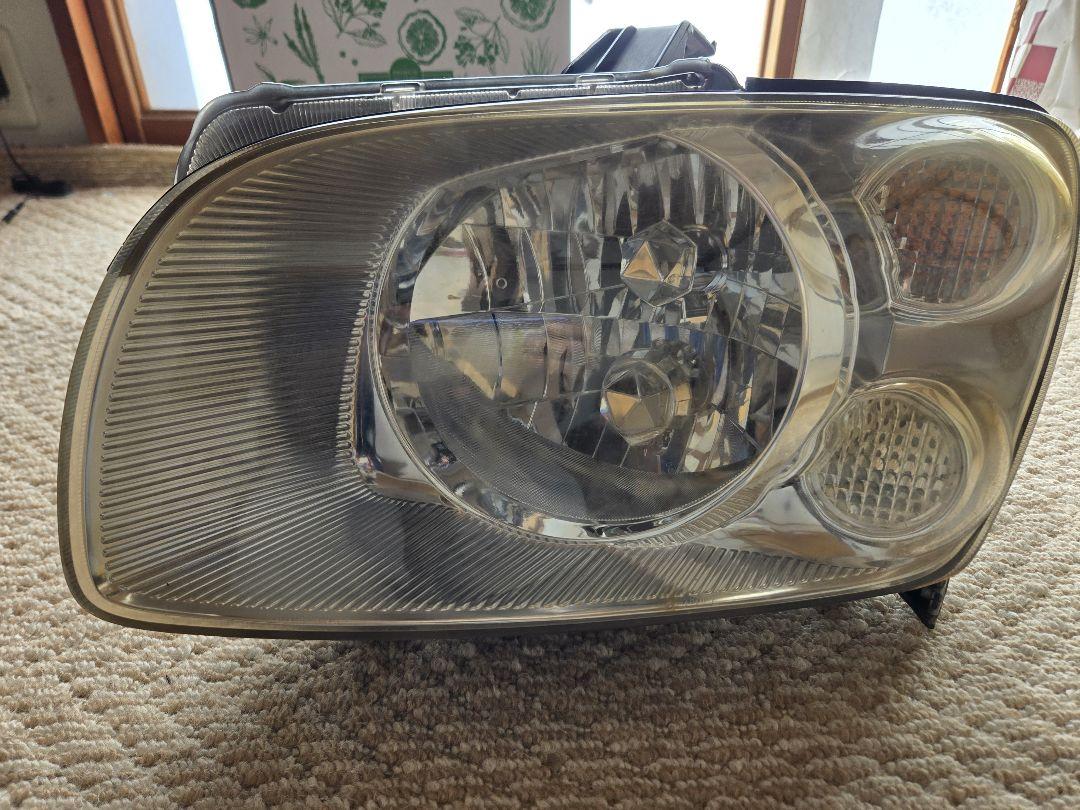 ステージア NM3５ヘッドライト 電気接続端子付き