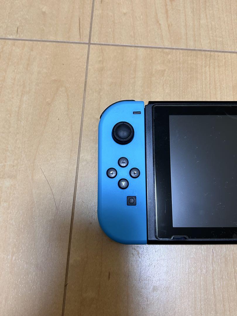 ニンテンドースイッチ　Nintendo Switch 本体　ネオンブルーレッド