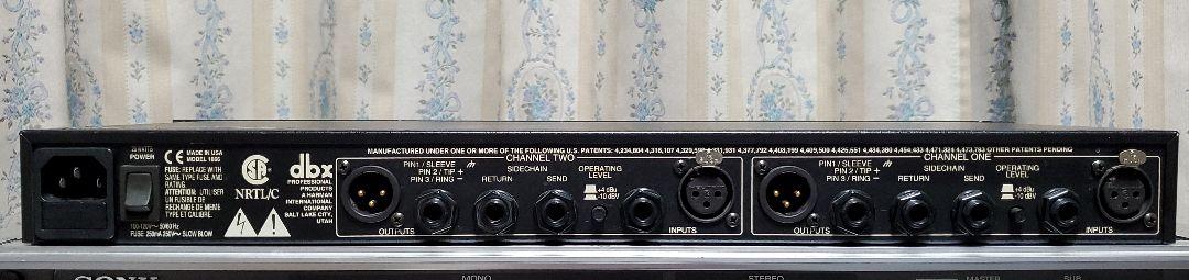 配信機器・PA機器・レコーディング機器 dbx 1066 and behringer DSP1424P