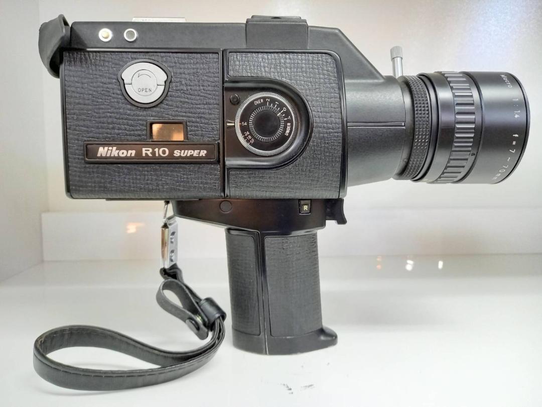 最安値得価 Nikon カメラ カバン付き ジャンク品 R8qFJ-m21084085093 R10 SUPER 8m 100%新品豊富な
