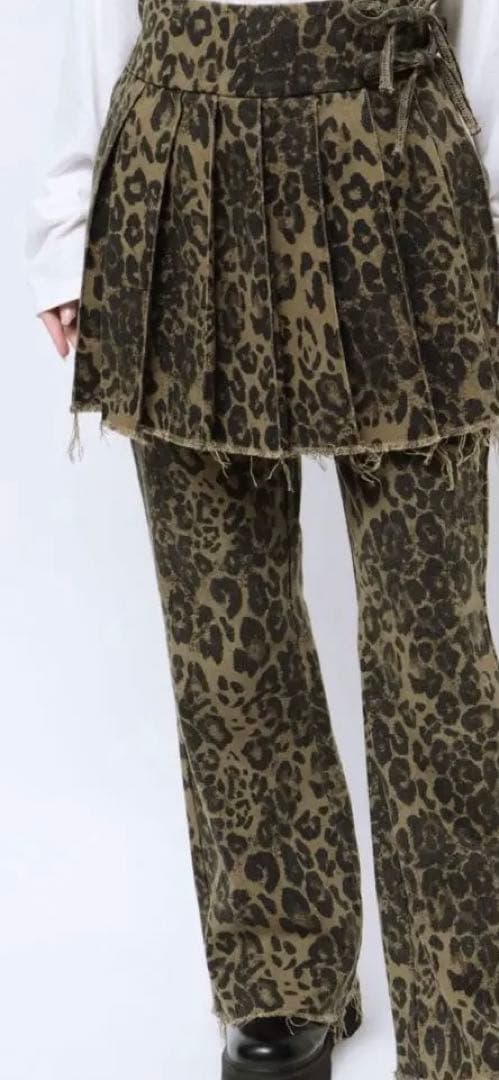 新品未着用jouetieプリーツスカートレイヤードパンツ　レオパード柄 ブラウン