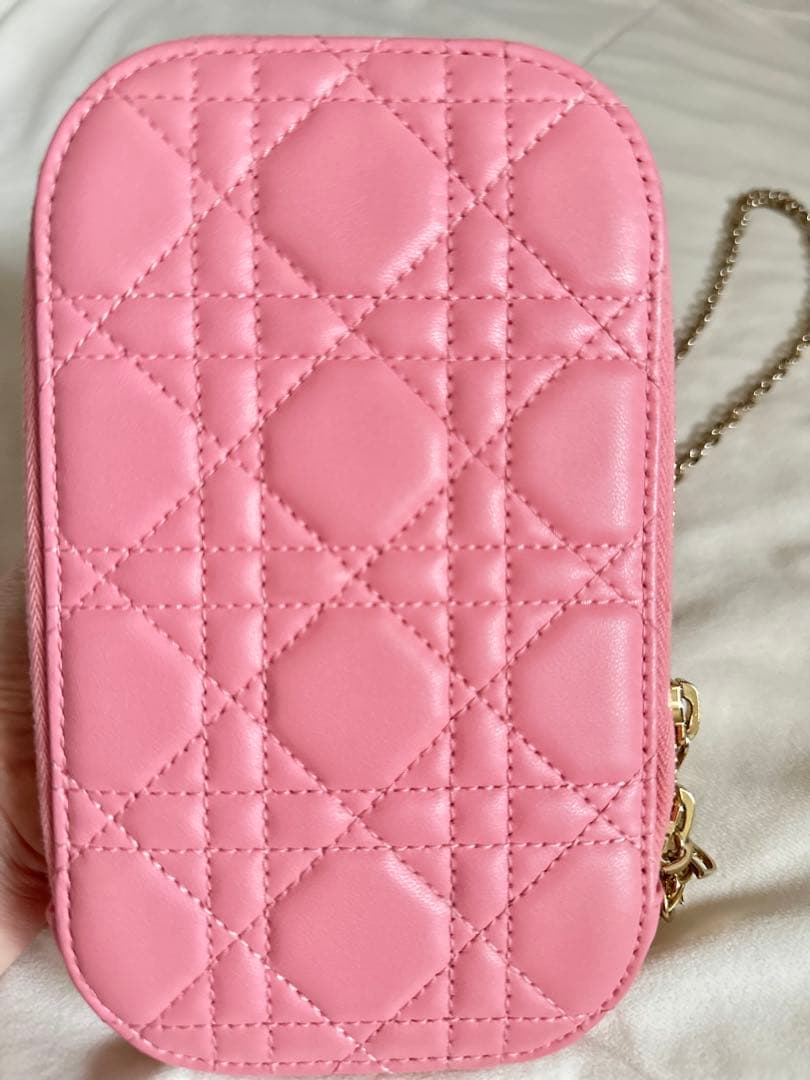 Dior ピンク キルティング スマホショルダーバッグ目立った傷や汚れなし GINKGOPHARMACY_COM