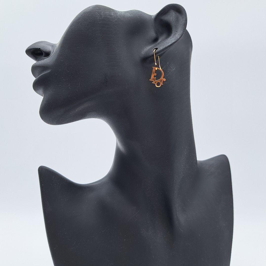 美品 Dior ディオール ピアス フック ゴールド ロゴ スイング 両耳