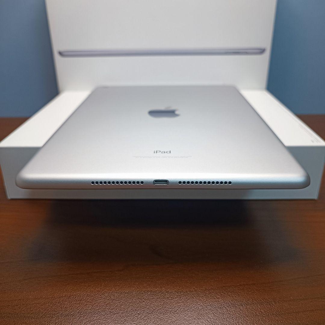 iPad 9.7