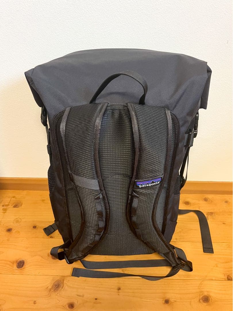 お気にいる パタゴニア プレーニング ロールトップパック 35L 登山用品