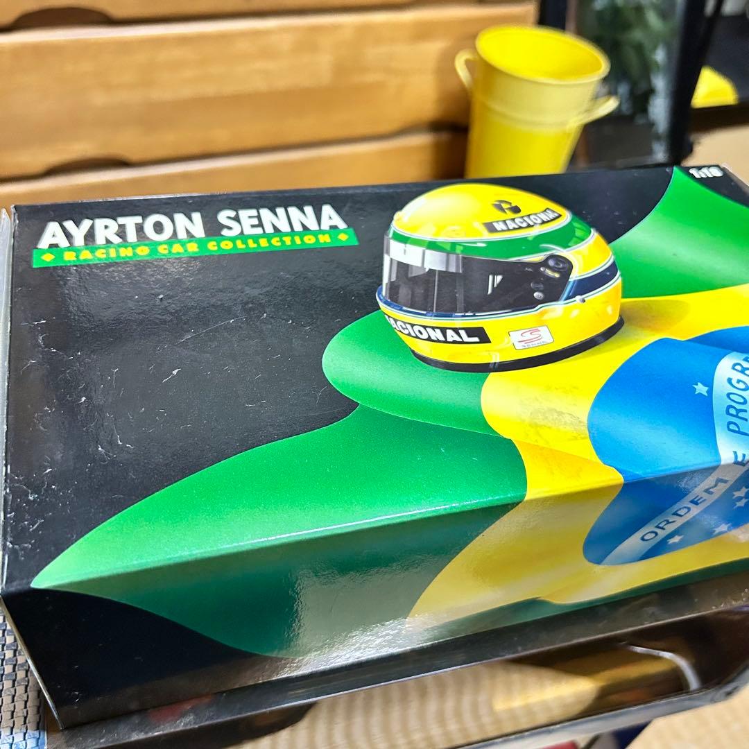 Ayrton Senna ルノー F1ミニカー 1 18スケールサンマリノMINICHAMPS