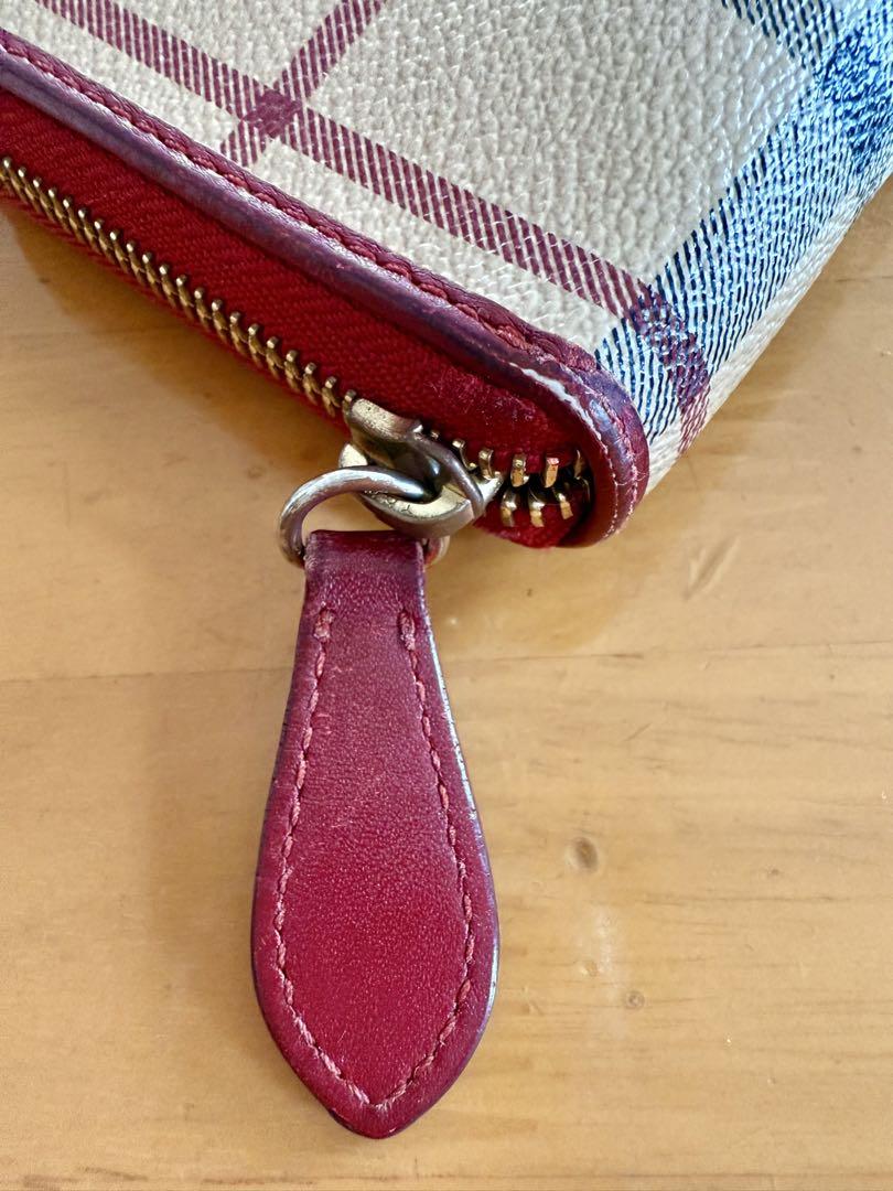 Burberry チェック柄 レザー長財布