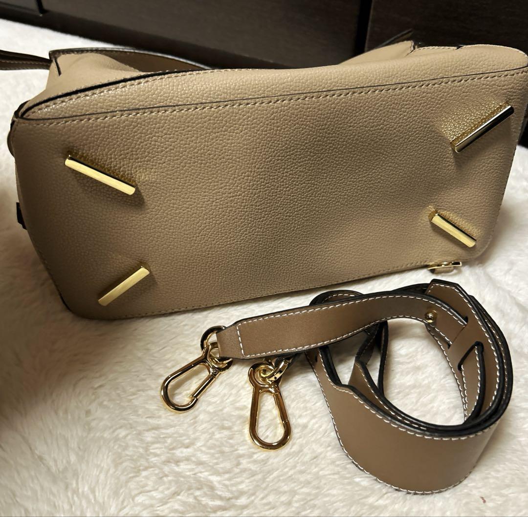 高級　本革バッグ　ハンドバッグ　ショルダーストラップ　新品　未使用