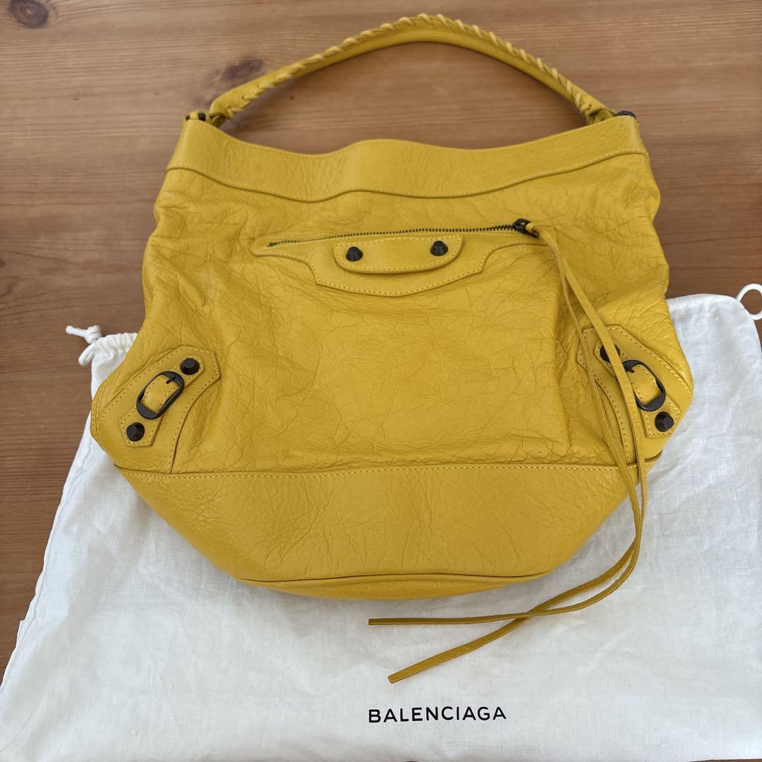 BALENCIAGA イエロー レザー ショルダーバッグ