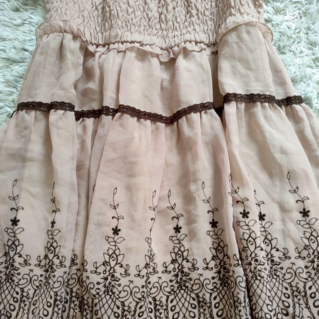 アクシーズファム (M) オフショルダー パフスリーブ ワンピース フリル