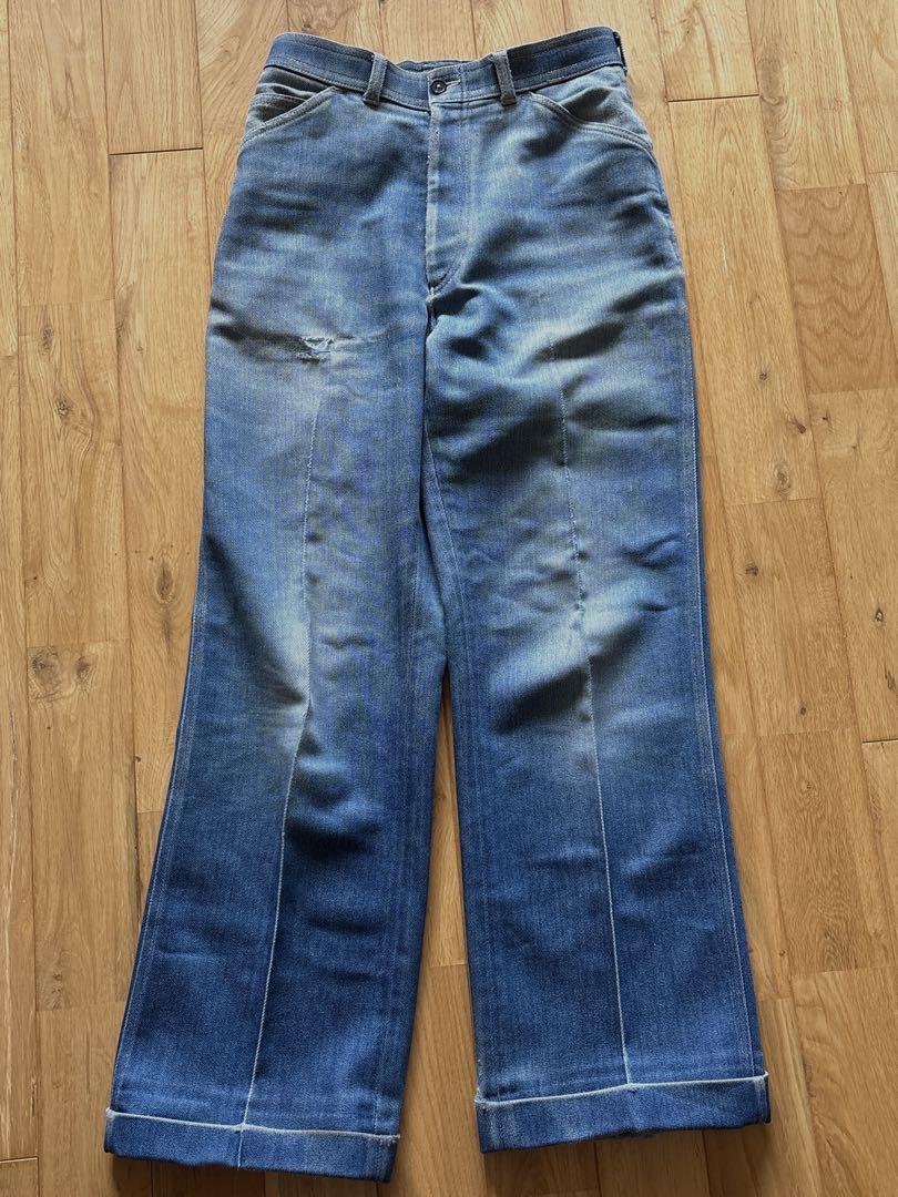 Levi's action slacks