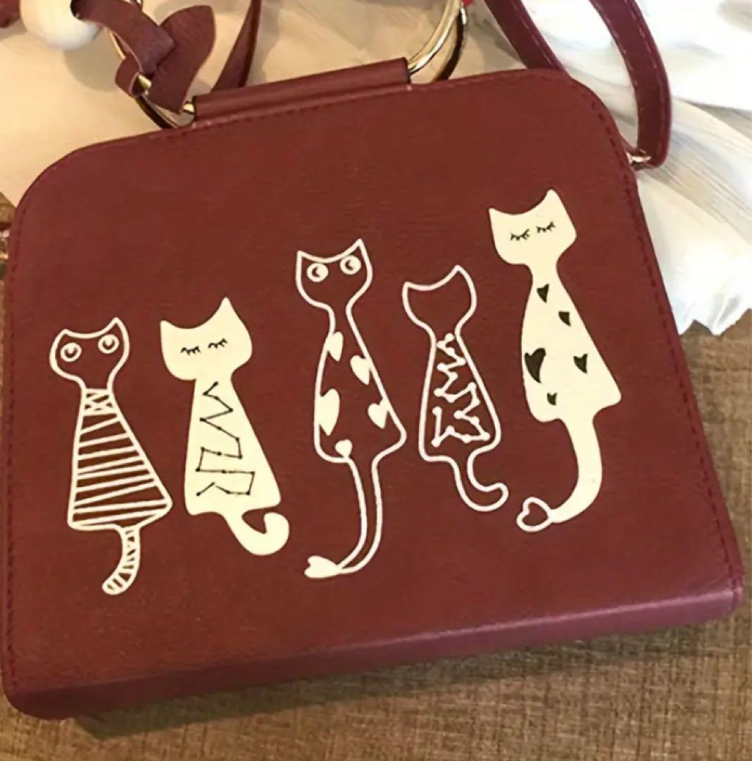 猫型ハンドルショルダーバッグ レッド 可愛い お洒落 個性的 カジュアル 新品