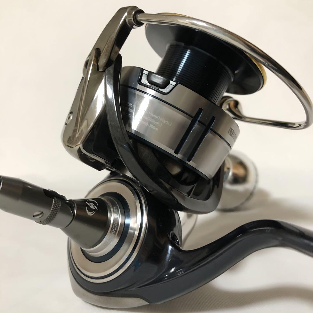 極美品　ダイワ　19セルテート LT5000D-CXH パワーハンドル　スタンド