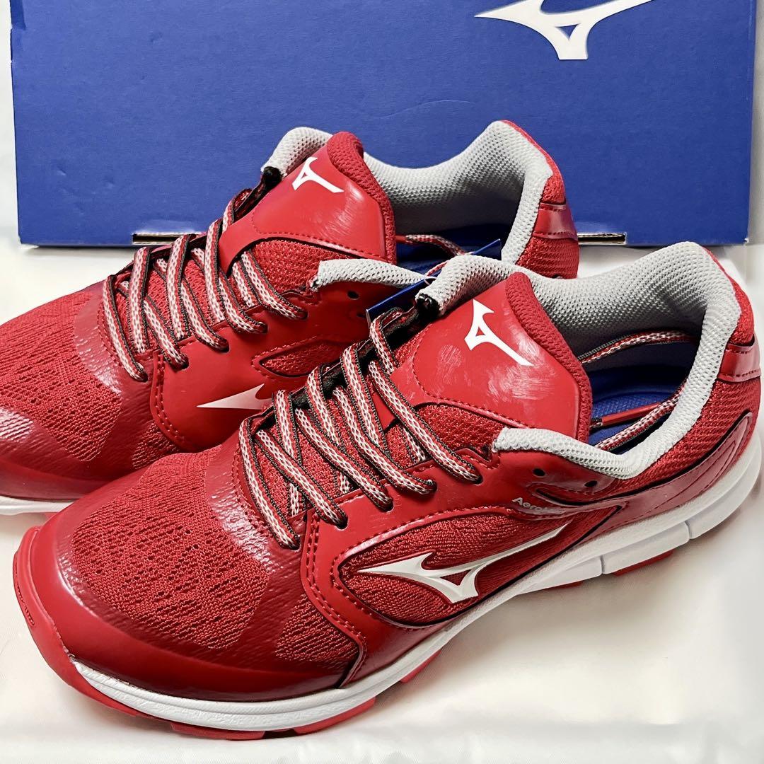 Mizuno 靴 トレーニングシューズ 赤 24.0