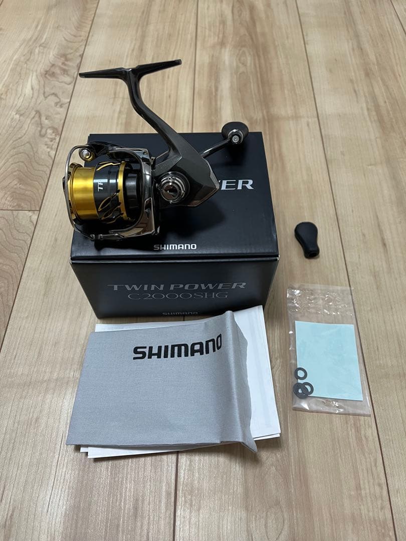 シマノ ツインパワー C2000SHGSHIMANO