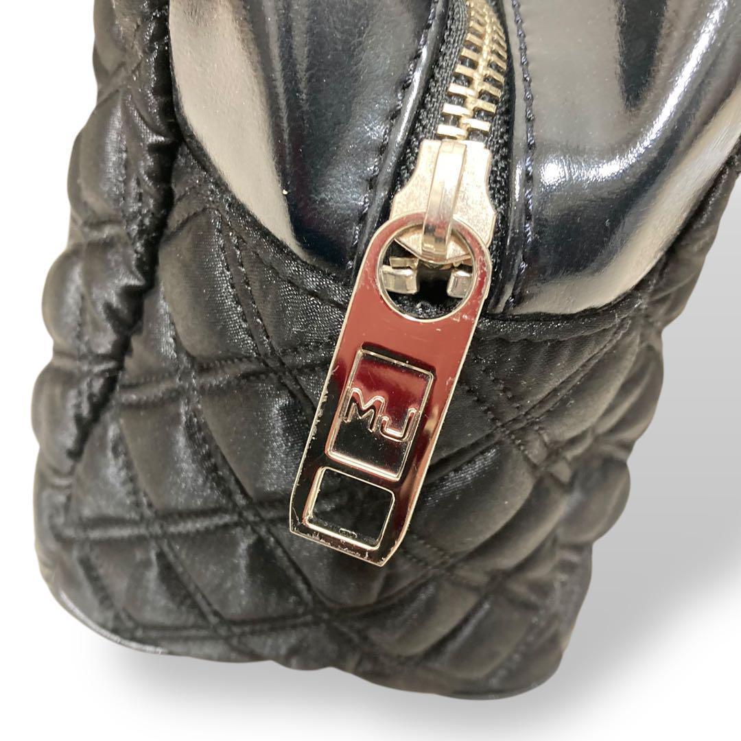 【美品】マークジェイコブス トートバッグ キルティング ナイロンブラック 肩掛け 【美品】マークジェイコブス トートバッグ キルティング ナイロンブラック 肩掛け