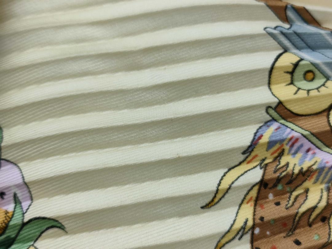 美品 HERMES エルメス カレ プリーツスカーフ シルク100％ スカーフ