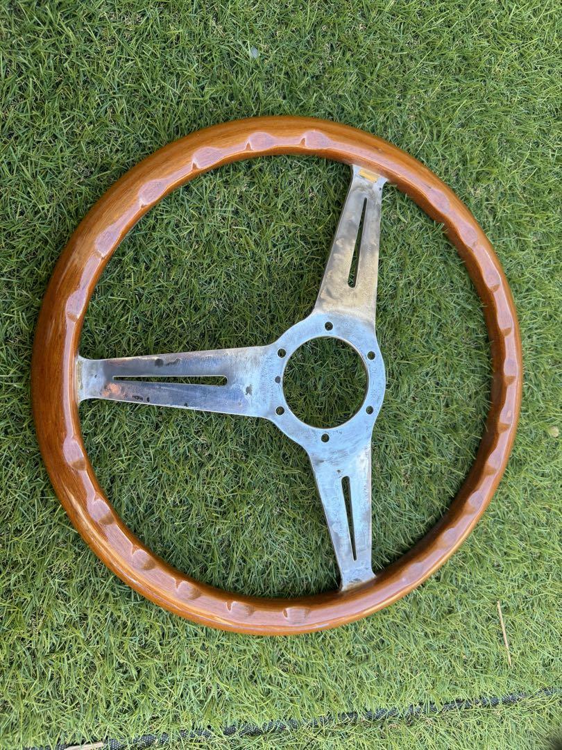 ナルディ クラシック 36π ？