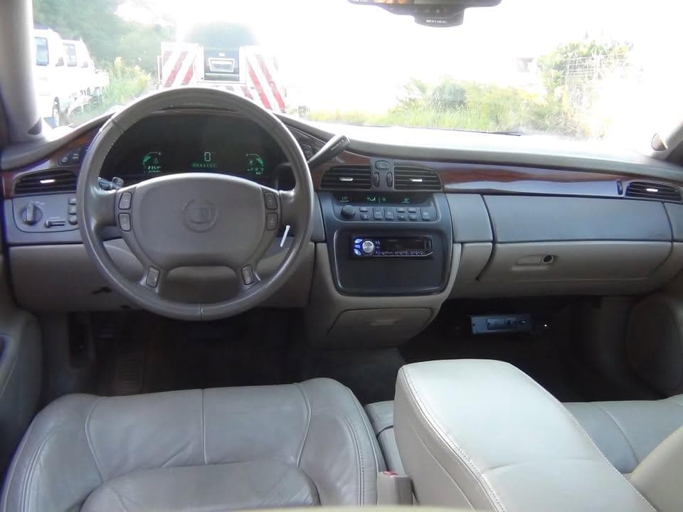 上美車!白!寝台車!葬儀業に!本革レザーシート!