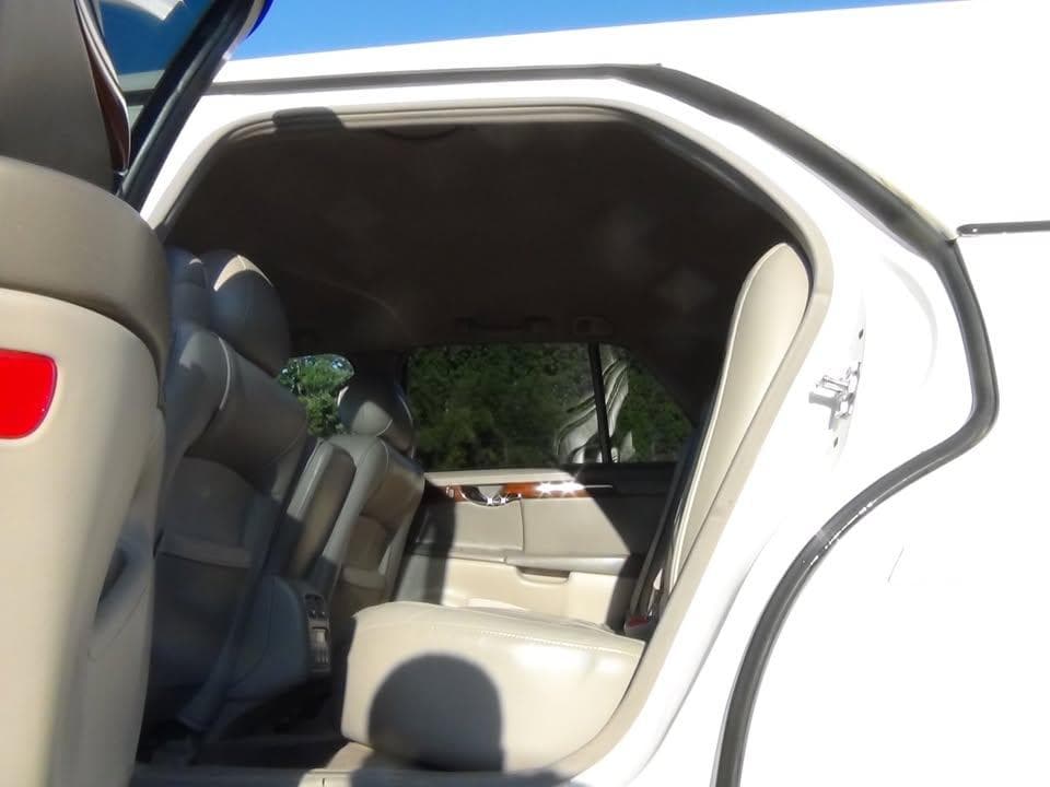 キャデラック霊柩車! 上美車!白!寝台車!葬儀業に!本革レザーシート!