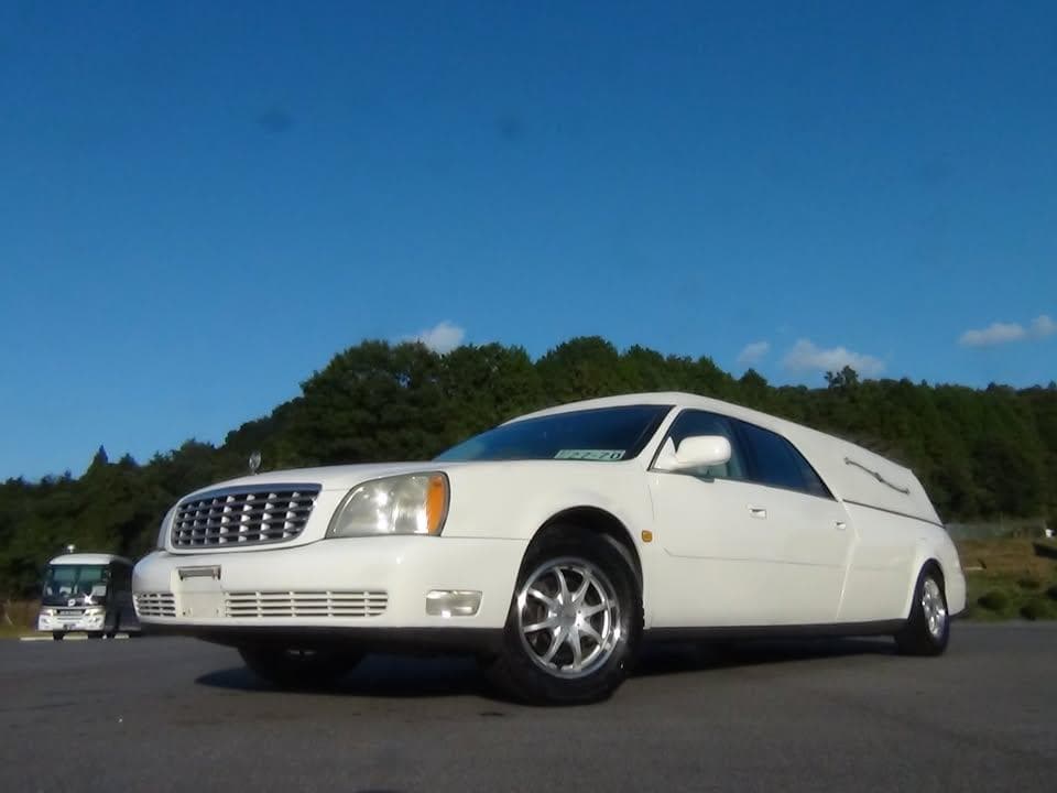 上美車!白!寝台車!葬儀業に!本革レザーシート!