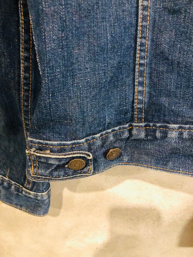 levis 70505-0217「BIG E」SIZE44 赤タブRのみ levis 70505-0217「BIG E」SIZE44 赤タブRのみ