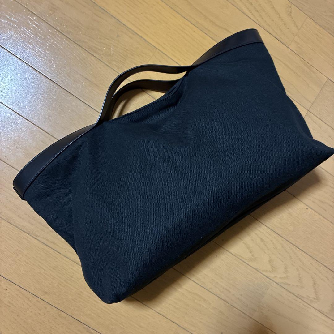ザロウ the row Kitナイロン製トートバッグ - メルカリ