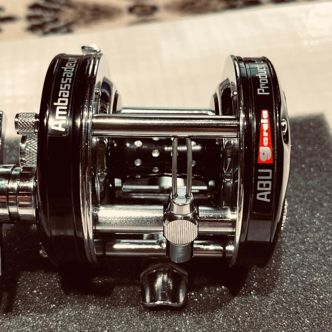 【中古】ABU アブガルシア 5500CA ファクトリーチューン 右