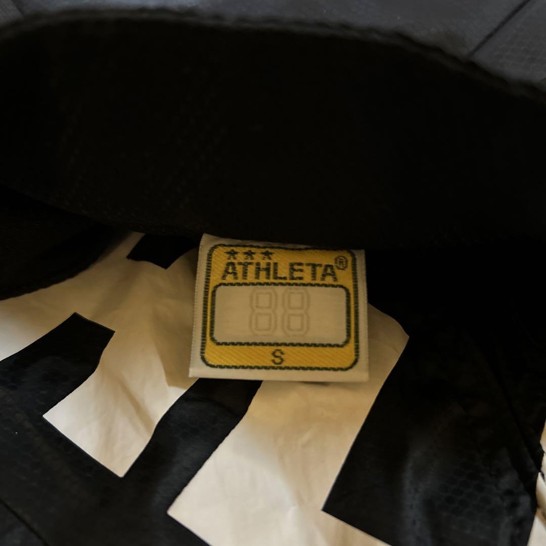 アスレタ　ATHLETA ウィンドブレーカー